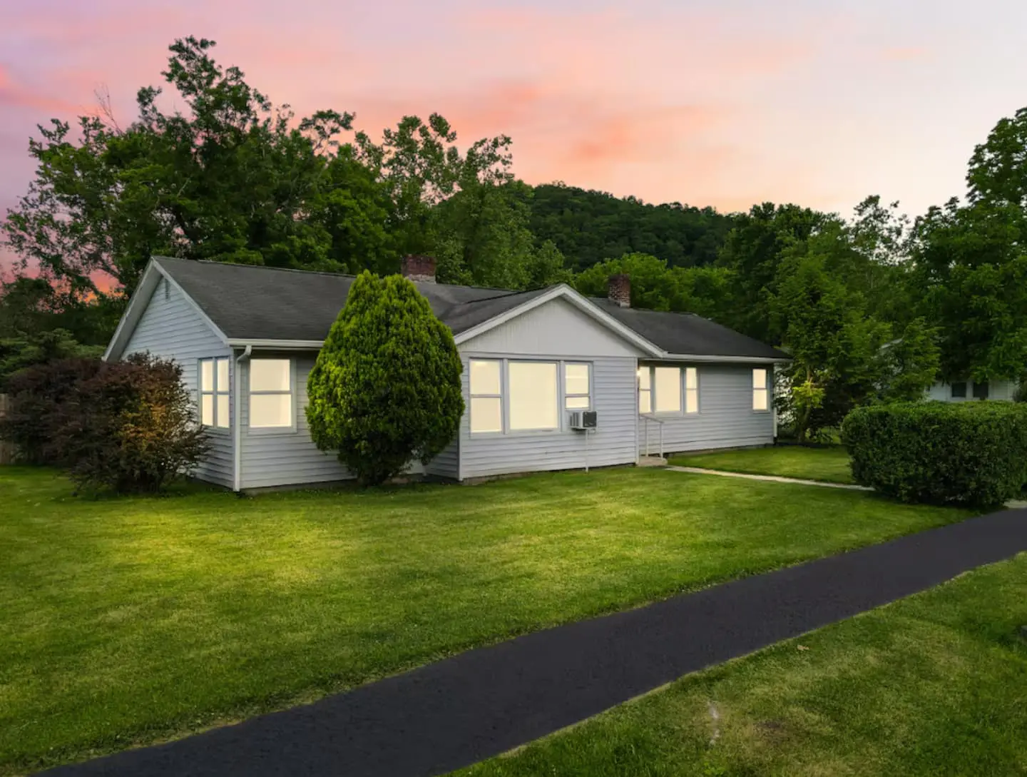 Downtown Marlinton Group Living