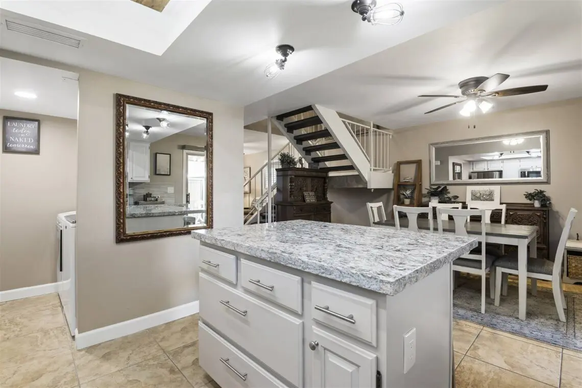 27905a44 efce 4b62 8c6a 73d63ecd1ba5