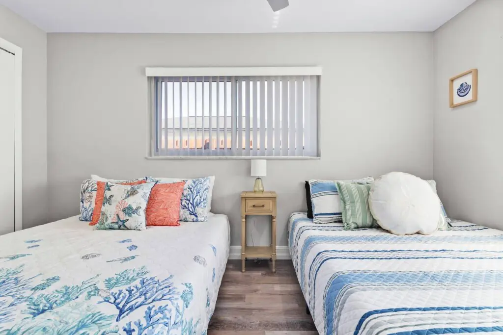 4b806fa3 dbf4 4d74 b312 2867c1ab583a