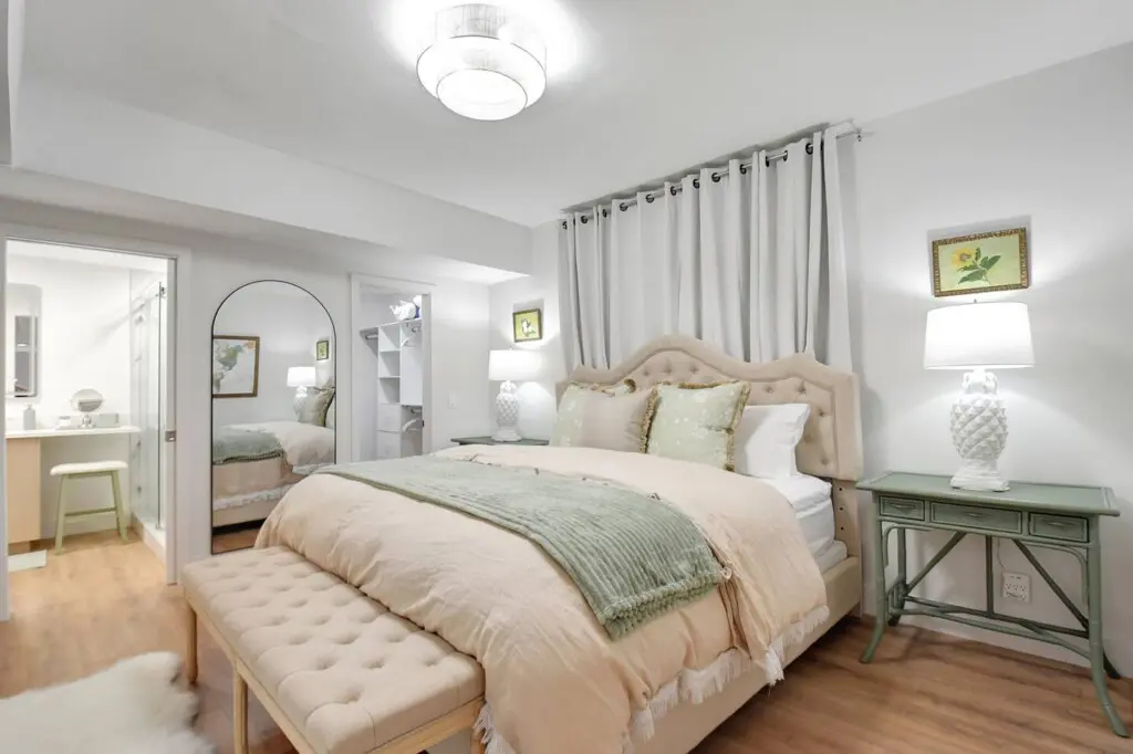 5fc3923d 2645 45ae 8070 2cc6099c3df3