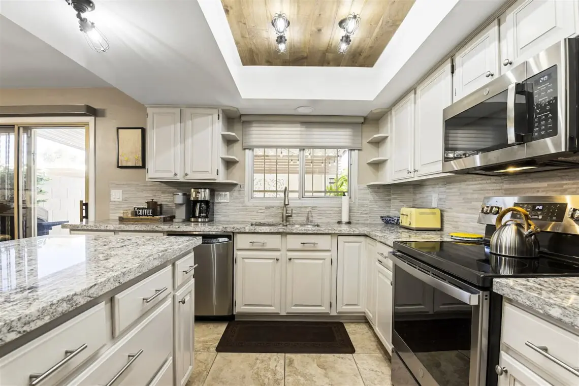 65ba2a24 9fb9 49cb b6de 7a9737b06fe5