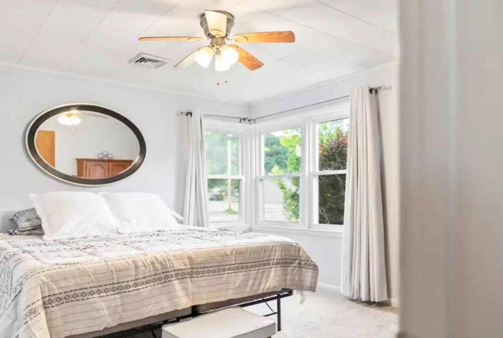 7ac00134 344d 4301 9902 d64b19237608