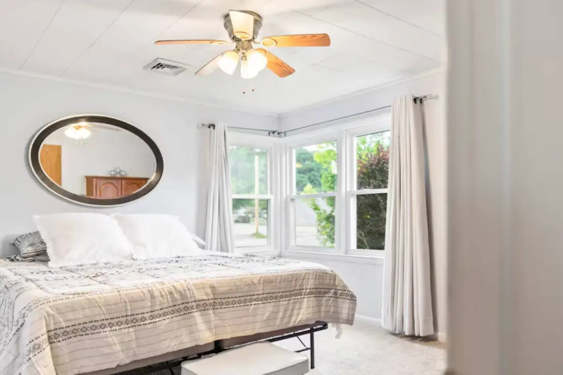 7ac00134 344d 4301 9902 d64b19237608