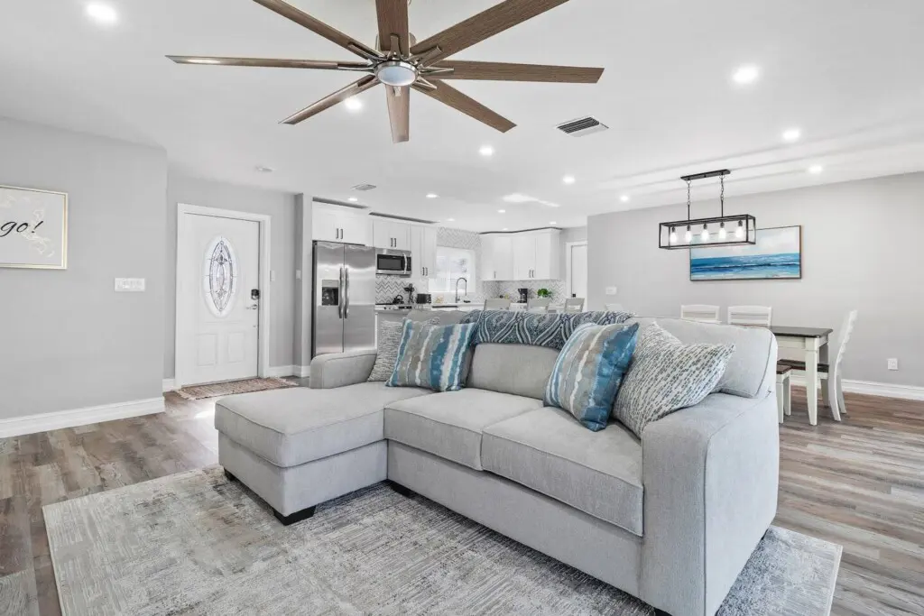 9cc1f9d3 34ee 4be3 bc90 e6877b17b605