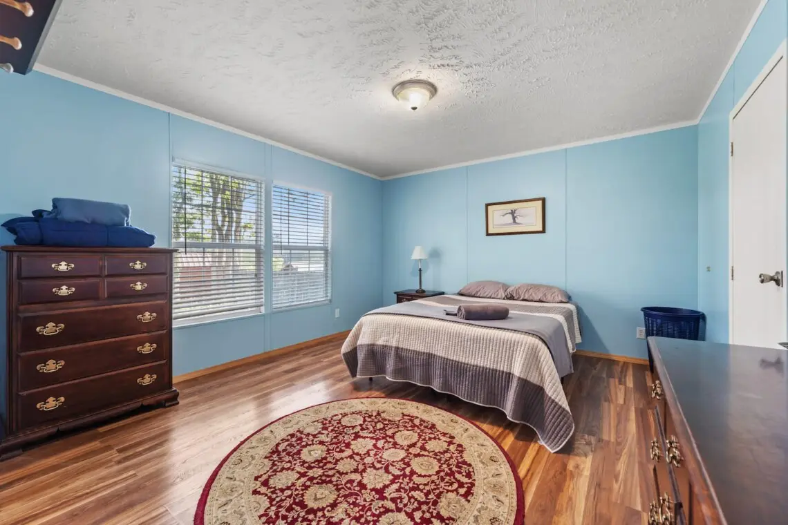 ab61bd7d 4ff8 4b1b a9fb f05d53903df2