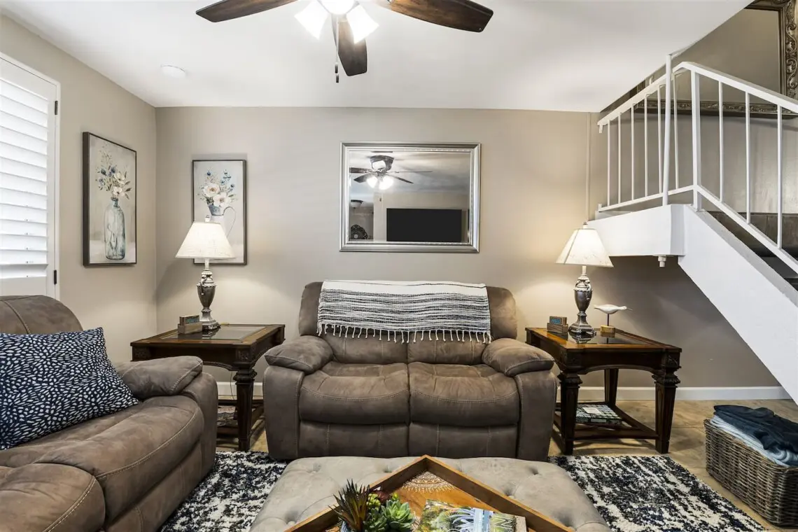 ca638436 5f6c 48f2 81b9 27dce44fe9cf