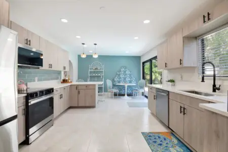 e16456a0 ea33 49ea 9c19 7a9328db880c