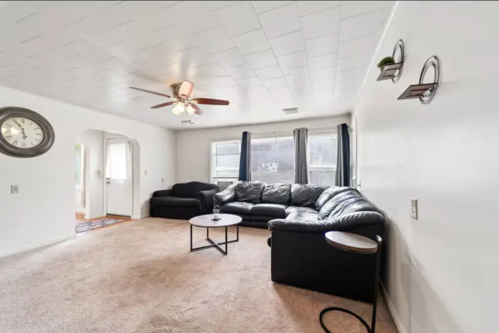 e1c91010 8c53 4a71 8270 bebed2f27b13