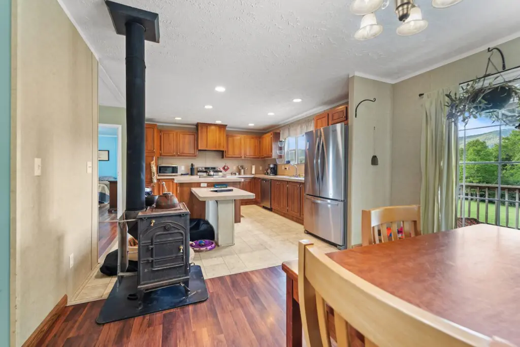 f7790b79 264b 4673 b99b eb3628b3a3bf