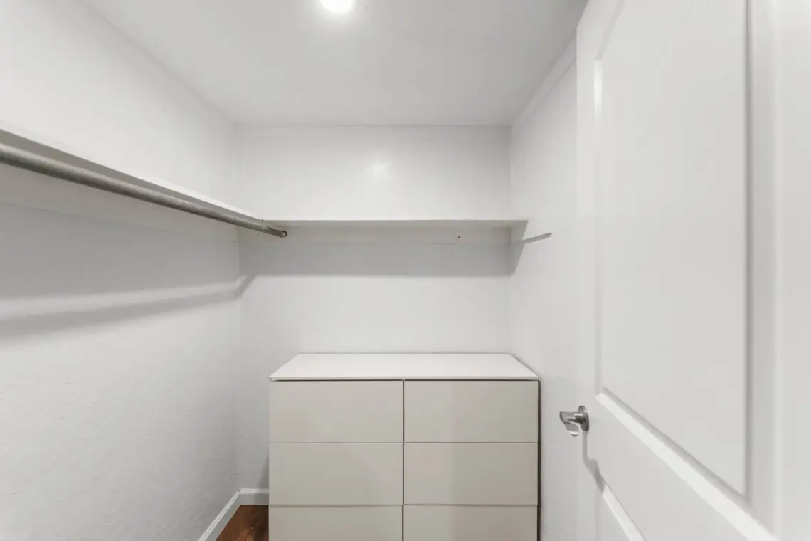 0adffe80 ee63 4bfb 8ff2 156876625d50