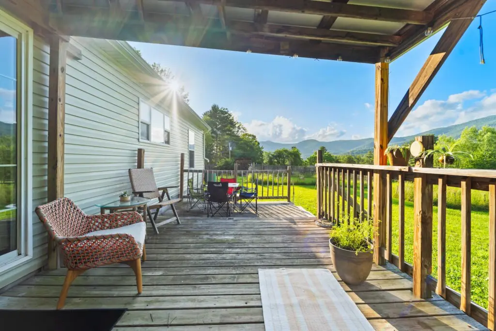 1cc30413 374f 4e4b 904b a06a981cbaf3