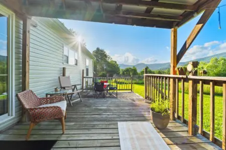 1cc30413 374f 4e4b 904b a06a981cbaf3