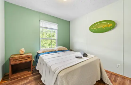 1d0d0755 3705 4c36 a428 d5e4a79fc007