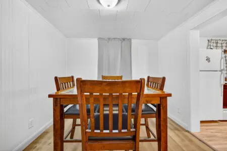 1f97c1d8 d951 406f abfe 7e7d6d799b4f