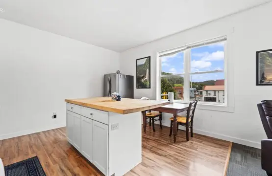 332b0812 5a90 4ab5 a56f a3897c64ce76