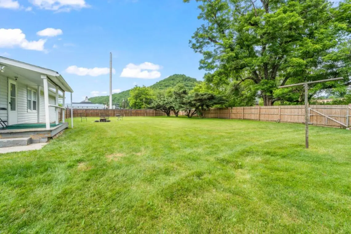 34f18c44 5ffc 4027 b111 f0e605290108