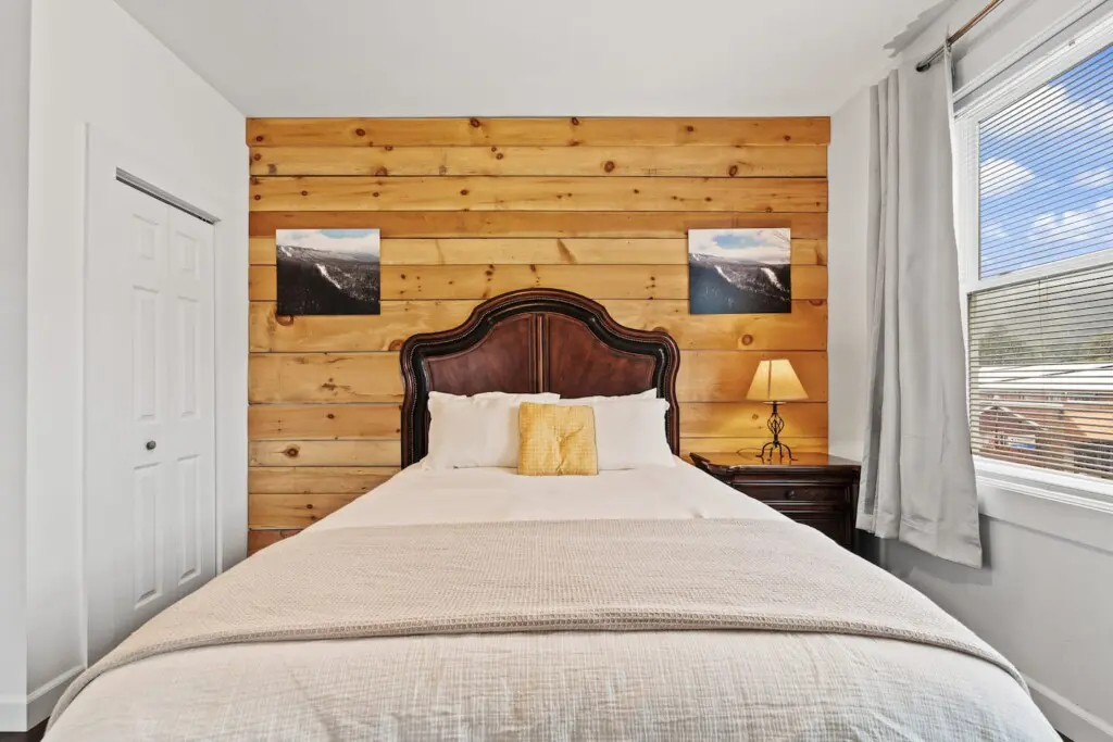 37989039 4049 424c b524 14f82e8066ad