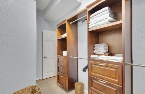 3b4df50a ec74 4760 b129 abd384f0d3ce