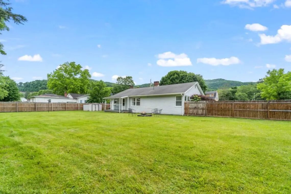 5105a6c7 f0b1 430e bfa1 f8c22597252d