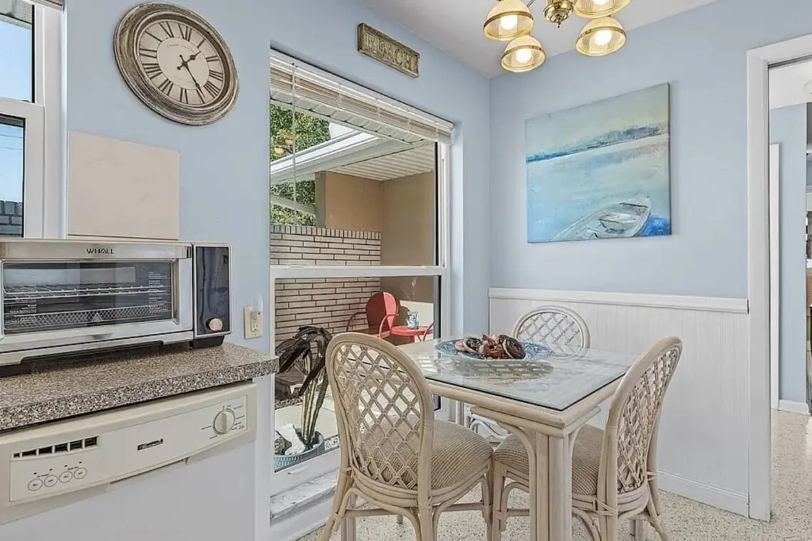 5ccfb49f 58d1 4ce3 9789 8d1ab0a8fb9a