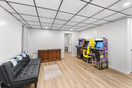 5f2bf3fd ba48 4bf8 bda8 8a82efd75b32