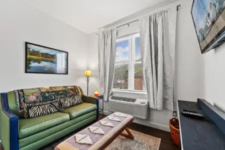 613809e2 e407 424d bd81 c25b34faea3f