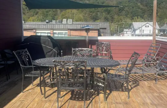 64fa954e 9a63 44f0 8281 1758241d1265