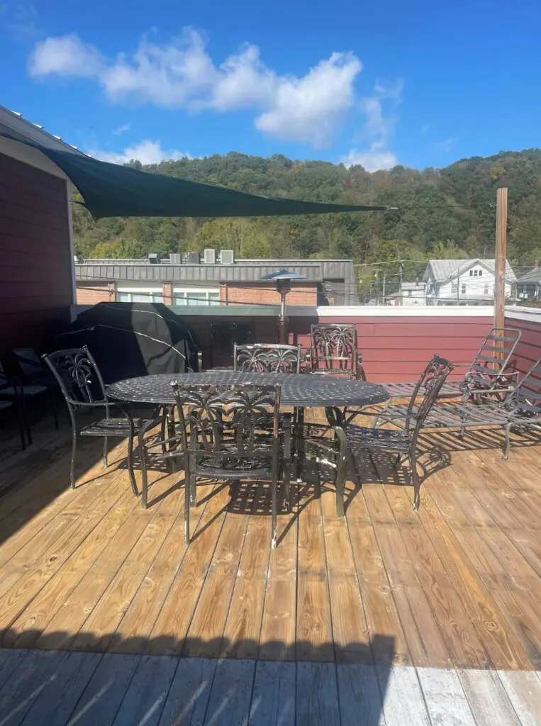 64fa954e 9a63 44f0 8281 1758241d1265