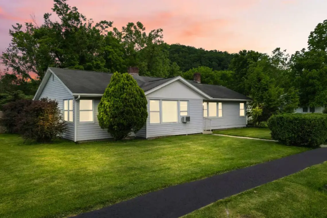 6d3aa618 8c8f 434c 9d02 9e2a7933da6a