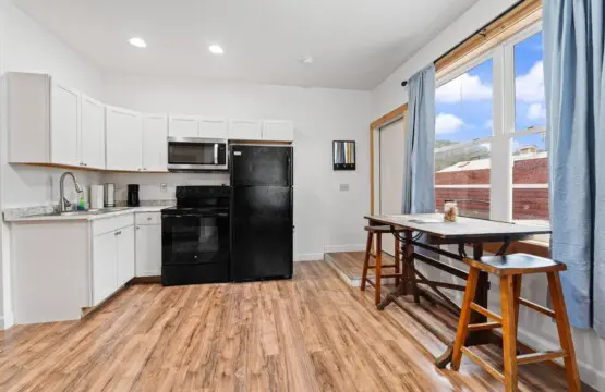 7eb1c917 4726 4f5b a1e2 2e69c08dcfc0