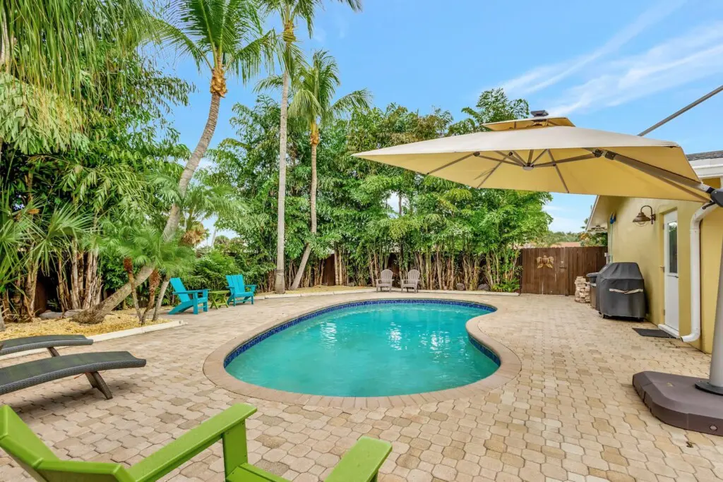 86c25b89 d4fb 4d6c 82eb c25d641fd4ac