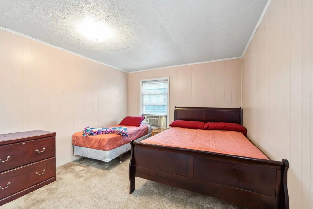 883e61fa ee1f 4f42 adf3 12899101da88