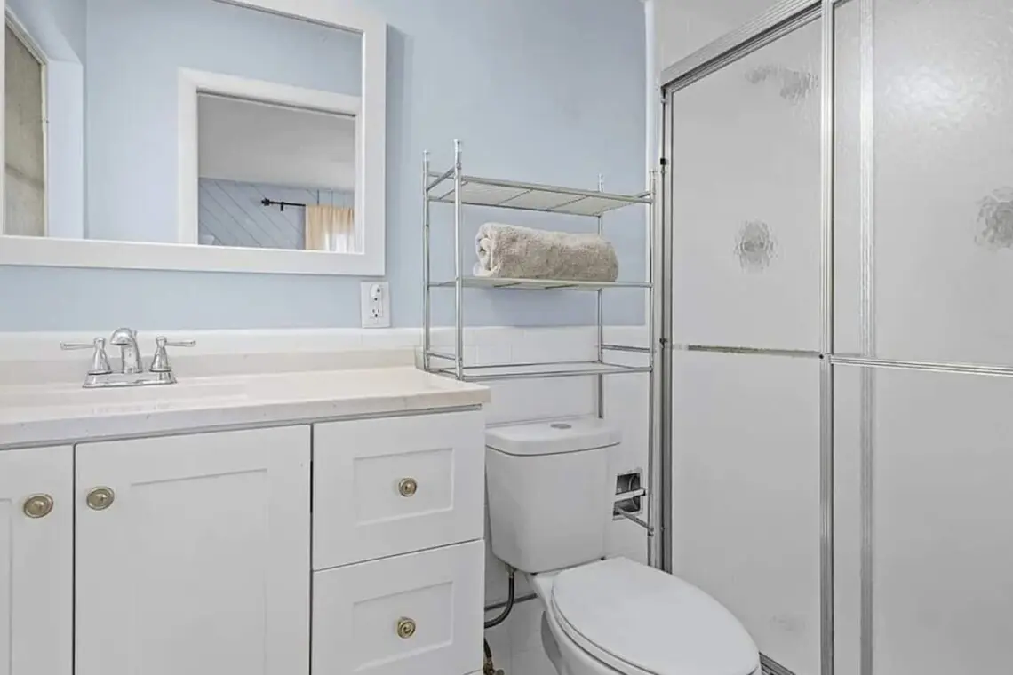 8b94d4bb e2e0 44b8 83a5 c4032ce8de33