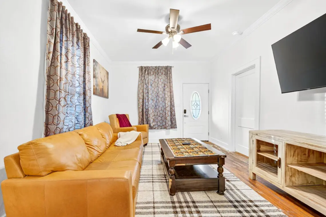 8e29e9df f0f7 44b7 b5f6 b882c88b0395