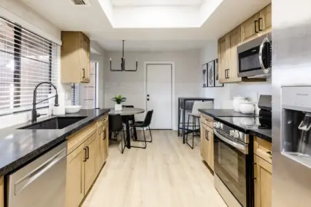 93975039 6c15 415a bf96 ee54cbc763f6