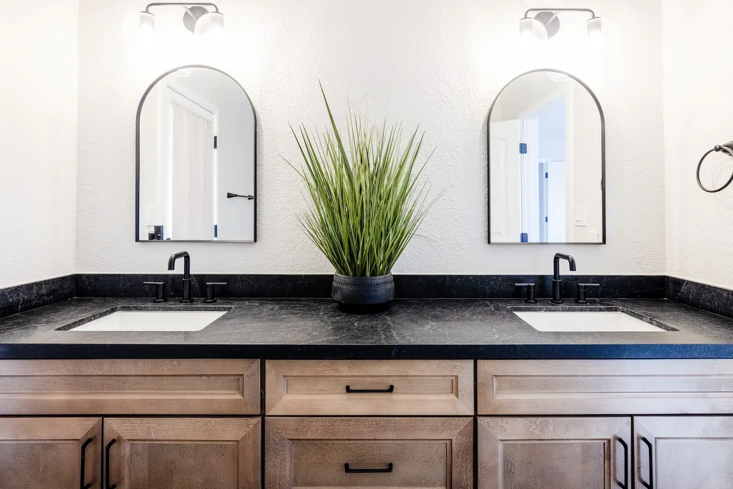 a0d0960d 79d9 42b9 a283 0d81bda52fea