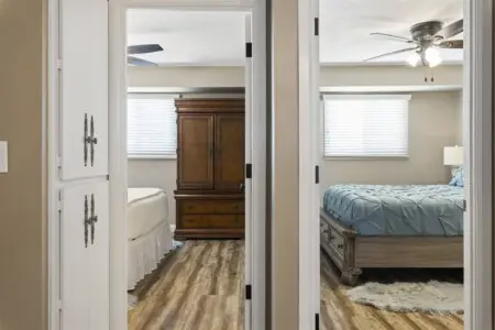 a3f10368 e3f3 44e8 9d90 c16dd820d66d