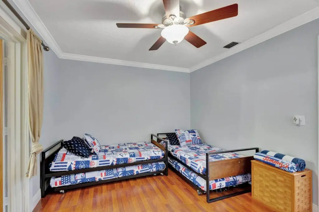 a51cea0b 1321 420b 846b 8acab0a1940c