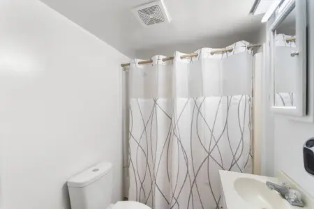 a6989074 0896 47f2 8266 4eabb42cf43d