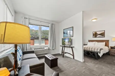 beaaa6b4 0231 44a9 b7f2 a6cd87c1c2db