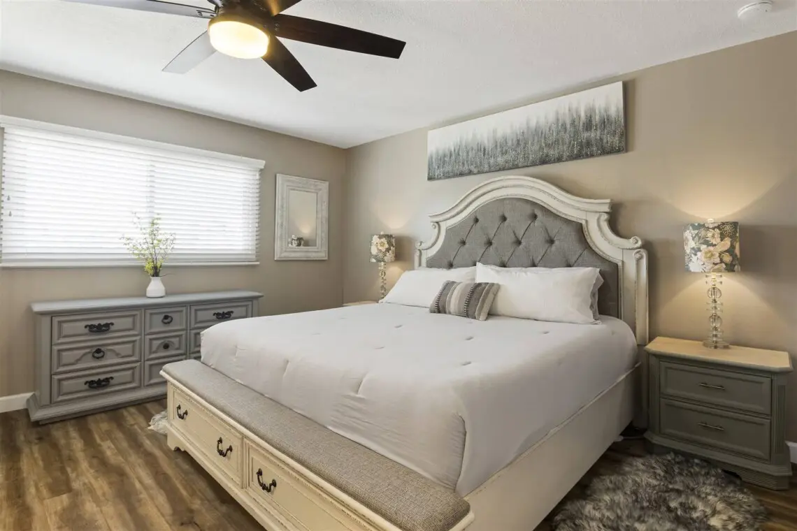 c2de71a7 c762 4882 af8f 19f34dcbe474