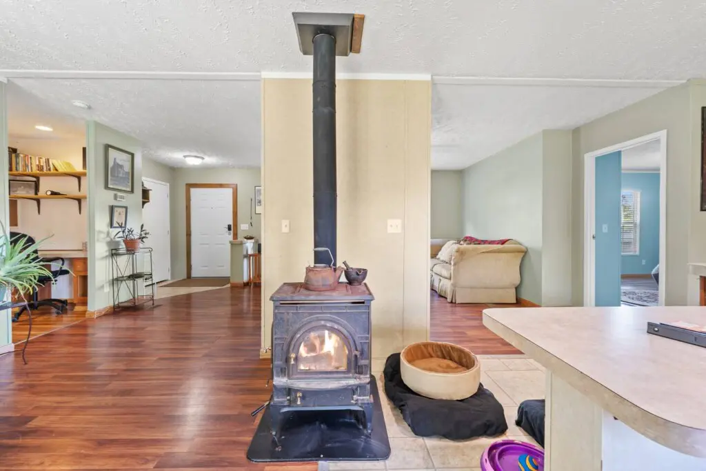 c379ebb0 91d8 4c43 9d97 301fa6662507