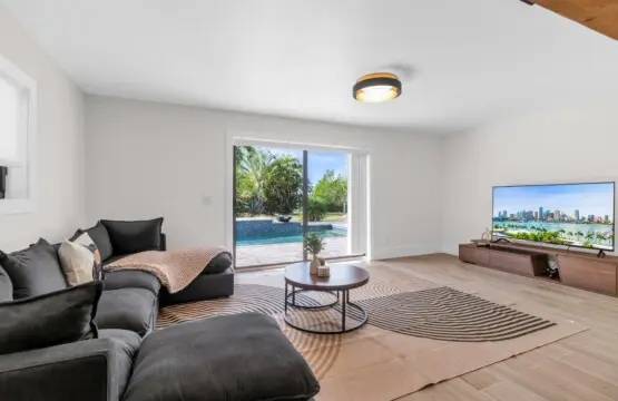 cf9d2408 c04a 4a5a b10b da0ee21d52a3