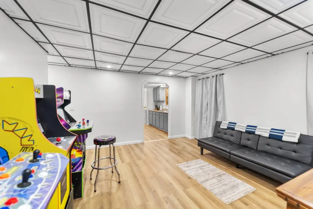 d3570f76 2036 44e8 9dcf 8b7b59342c0c