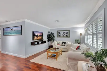 f3d40c95 cfd0 4bda ad20 0c4bb95544c5