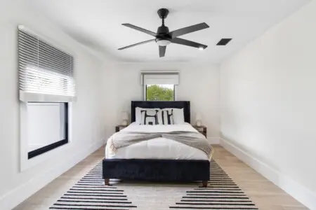 f6e6ff65 9edf 4a88 a3eb 80dfec7d671d